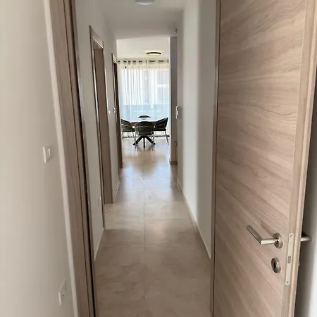 Mukalba E4 Prvi Kat Apartman Medulin